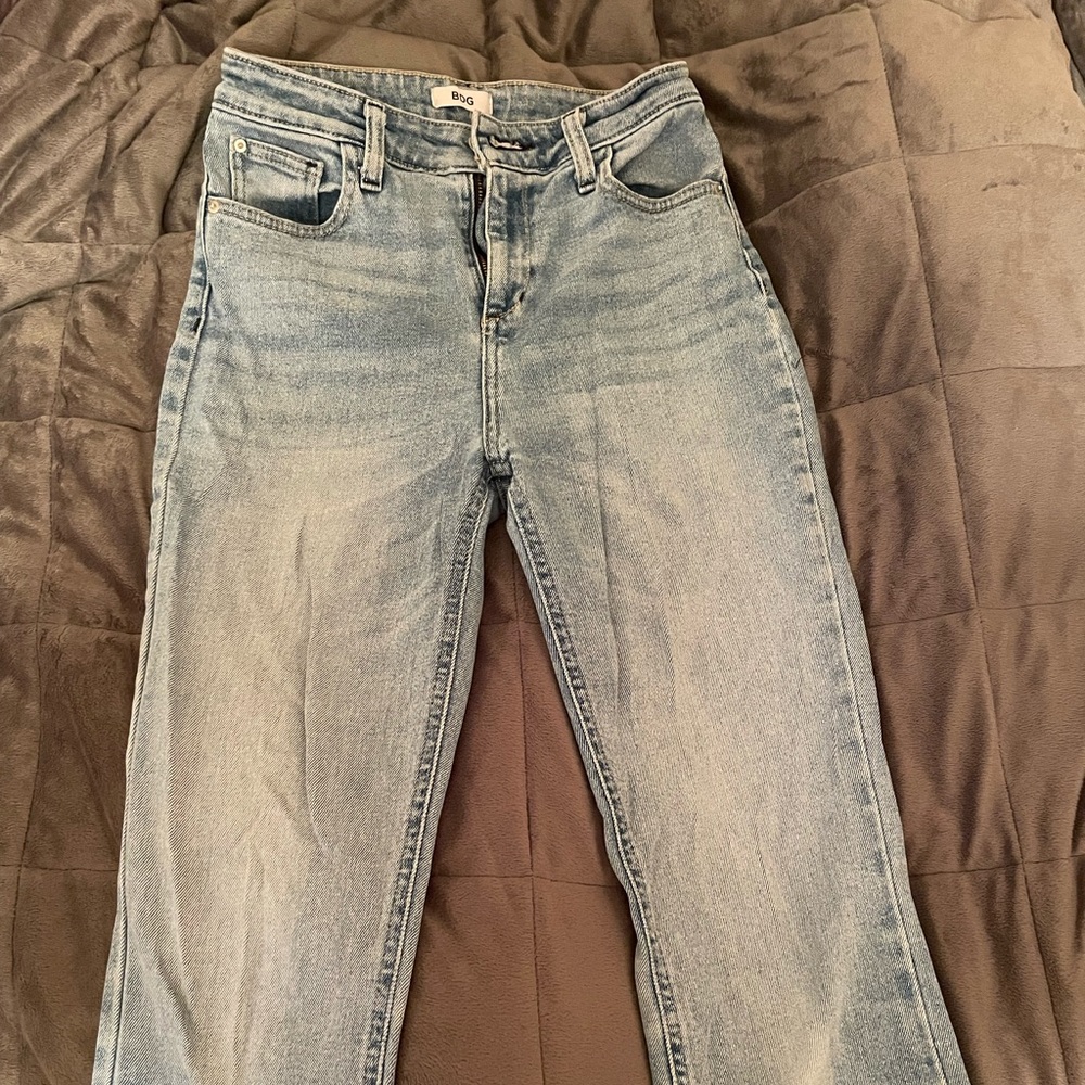 BDG CROP KICK DENIM